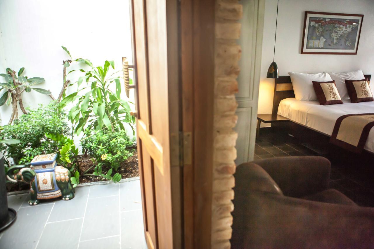 Hotel La Casita Saigon 3*